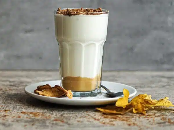 Bio Bistro Elan Fintessstudios - Shakes Apfelwoelkchen