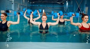Abnehmen mit Aqua Fitness - So erreichst du deine Ziele im Wasser!