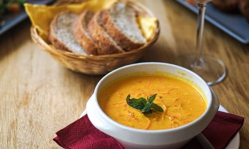 Bio Bistro Elan Fintessstudios - Kokos Karotten Suppe