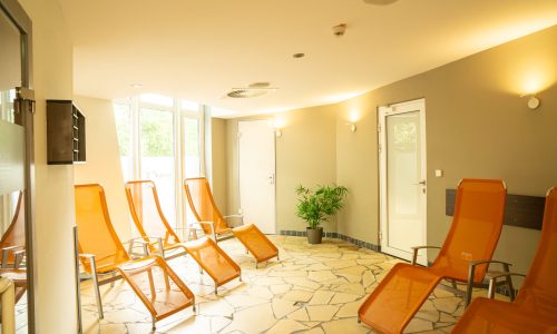 HI-Wellness + Spa_Ruhebereich-Damen_02